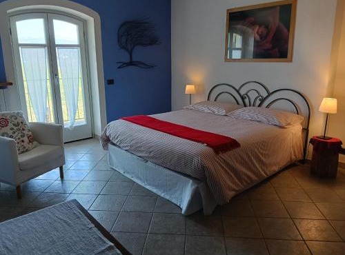 Casa Arcobaleno Holiday home apartments in Diano dʼAlba