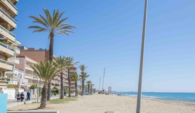 Casa Arnau, a pie de playa. Calafell beach