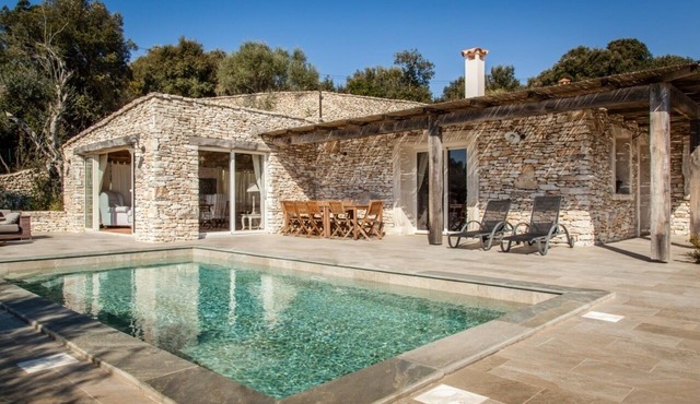 Casa Aurelia, mansion on Bonifacio.