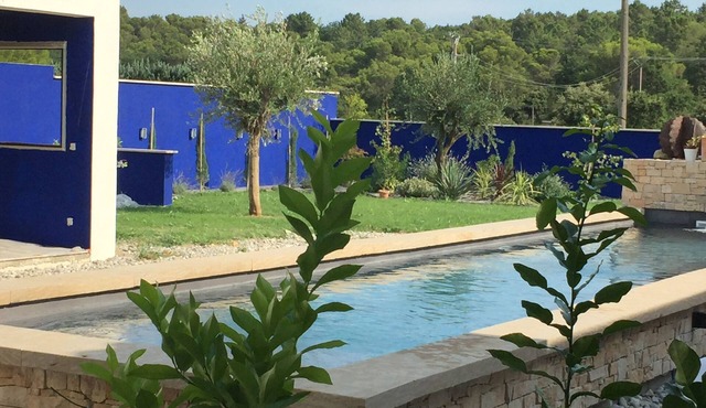 casa Azul in Provence villa + pool in the middle of the Provence countryside