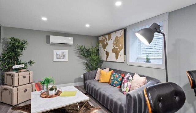 Casa Ballard -Mid-Century Modern Guesthouse