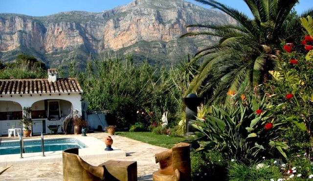 Casa Barbara - Finca In the countryside with park-like garden