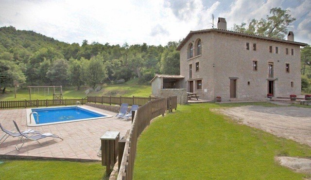 Casa Basque - Outdoor Pool & Indoor Pool, Spa, Sauna, Large Garden, BBQ