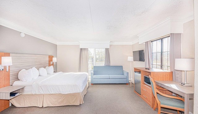 Casa Bella Inn & Suites Extended Stay