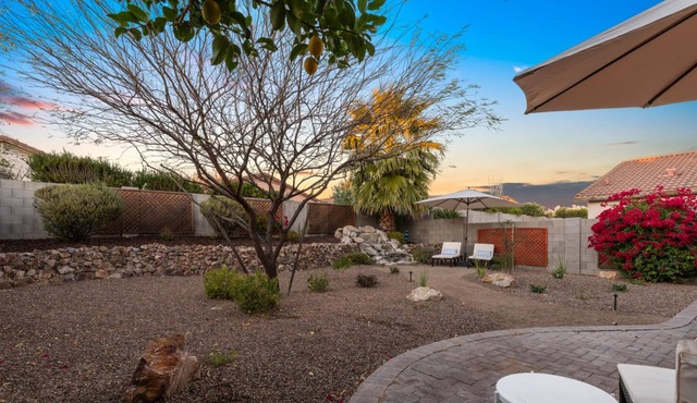 Casa Bella is a bright & modern desert retreat with wheelchair & walker access.
