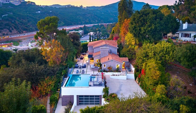 Casa Bellagio 🌴 Bel-Air Hills Retreat w/Pool, Fire Pit, Game Room & Views