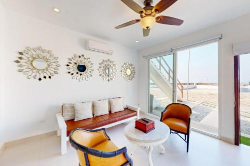 Casa Blanca 44 - Playa Arcangel