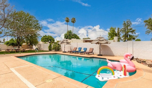 Casa Blanca - Enjoy Heated Pool- upon request