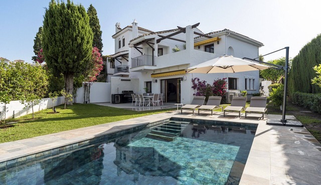 Casa Blanca Mar - Peaceful & stunning 4 bed Townhouse!