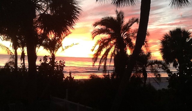 Casa Bonita - Beach Villa and Pickleball Resort