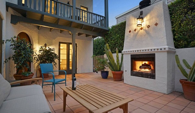 Casa Bonita: Santa Monica Lux, Hot Tub, Backyard