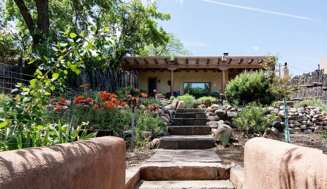 Casa Buena Vista: Outdoor Hot Tub - Walk to Plaza