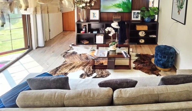 Casa Bugambilia. Downtown. Metepec. Parking. WiFi.
