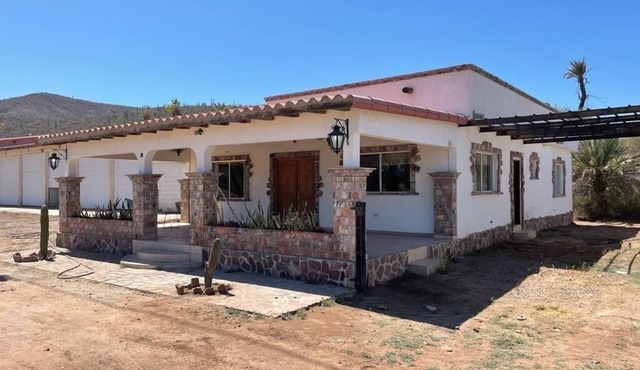 Casa Cactus, spacious and complete property near the river (pet friendly)