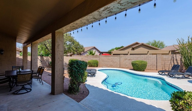 Casa Caliente 3 Bedroom Home by Redawning