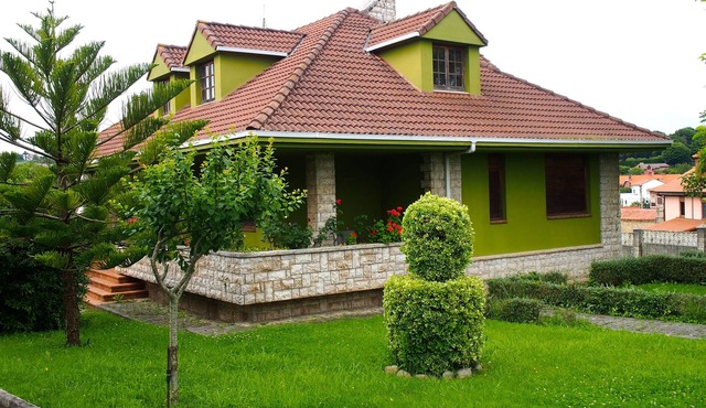 Casa Camelias 3 KM from Santillana del Mar