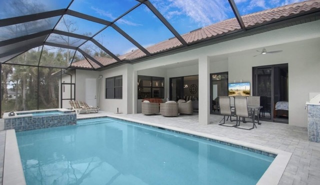 Casa Campagnola Naples heated pool h.tub outdoor kitchen 2 bikes