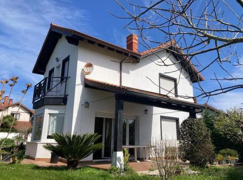 Casa Caralveluna