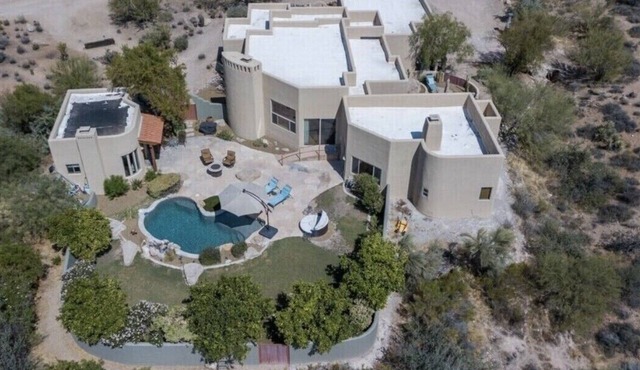 Casa Carefree (3-Bedroom Home) with Pool - Pets Allowed by RedAwning