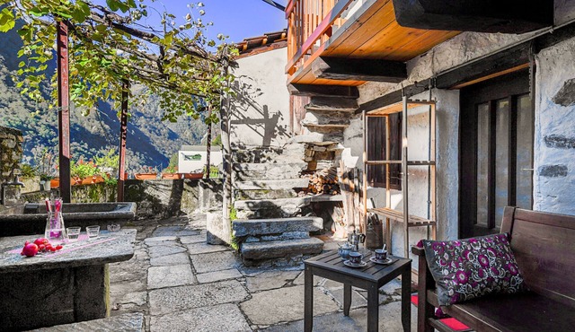 Casa Carla 1, Vogorno, Switzerland