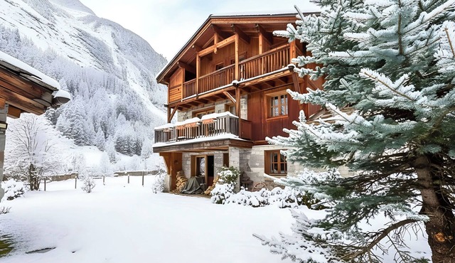 Casa-Chalet Brizolée avec vue sur le lac à Tignes
