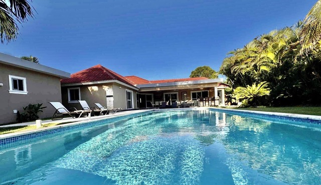 CASA COCO-SELVA Superior 3 Bedroom @ Casa Linda