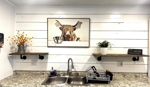 Casa Comal, Private 2BR off I-35 Ideal for Work or Family