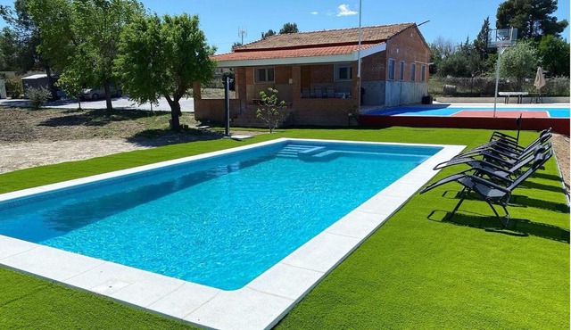 Casa con piscina, Villa Alarilla
