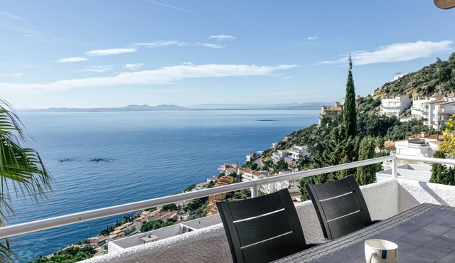 "Casa con Vistas al Mar y Piscinas 7" with Seaview, Shared Pool, Wi-Fi, A/C, Balcony & Terrace