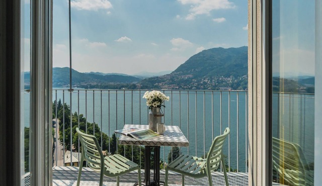 Casa Corbu - Two Bedroom Apartment, Sleeps 6