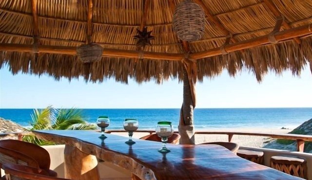 Casa Cuervo Beach Front Villa in Playa Tortuga - Baja Ca Sur
