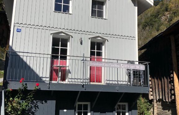 Casa Cuschina - mit Sauna in der schönen Surselva