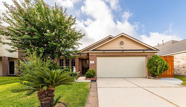 CASA de Capucine IAH Airport West Lake Houston