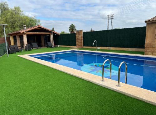 Casa de invitados con piscina privada y WIFI