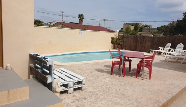 Casa de l'Avi villa with pool