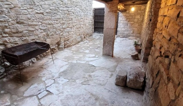 Casa de la Conca de Barberà. Casa de Piedra,tranquilidad,vistas y Deporte Rural