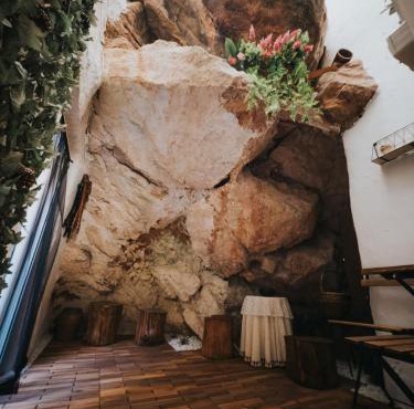 Casa de la Cueva