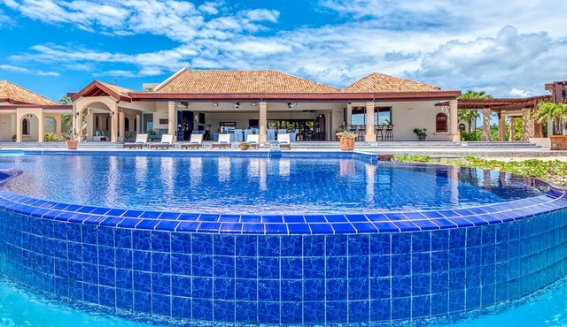 Casa de la Playa (4/5 Rooms)