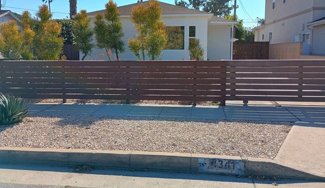 Casa De La Playa A beautifully Remodeled. 2 Bedroom 1 Bathroom home oasis