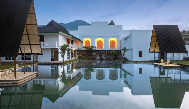Casa De Lani Resort & Convention