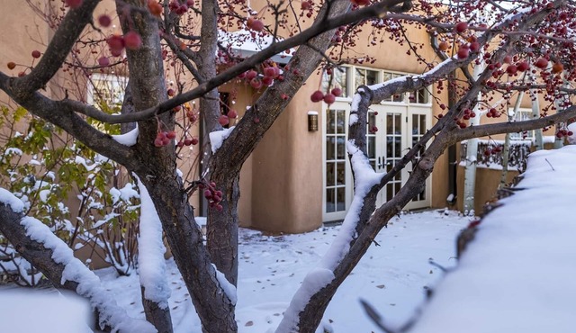 Casa de Madre | Elegant Santa Fe Retreat