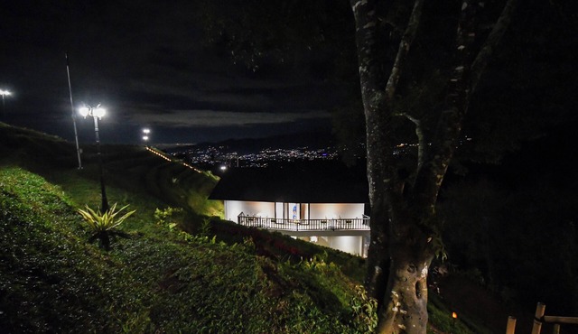 Casa de Monique Villas & Glamping Retreat