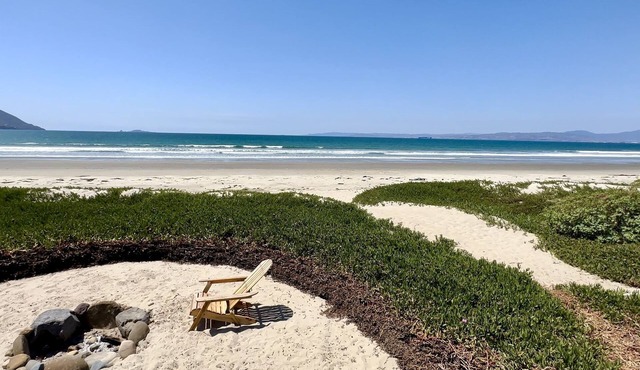 Casa de Paz, House of Peace, recently updated offering spectacular ocean views.