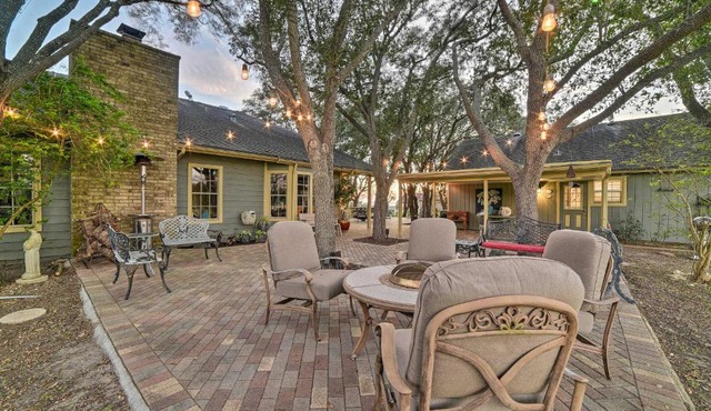 Casa de Samuel - Patio, Fountain and Outdoor Kitchen