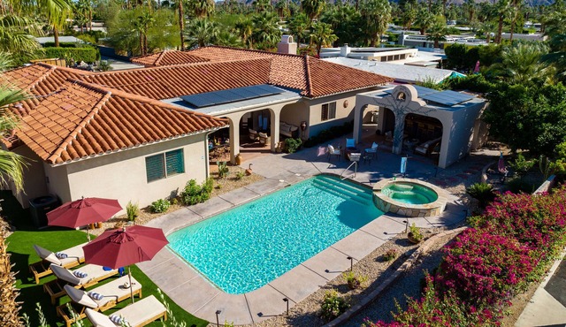 Casa Del Lobo - Private Spanish Oasis Getaway