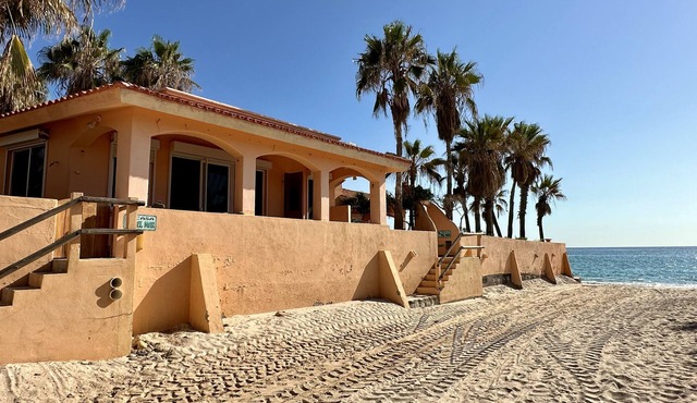 Casa del Mar - Paradise in Cabo Pulmo! by RedAwning