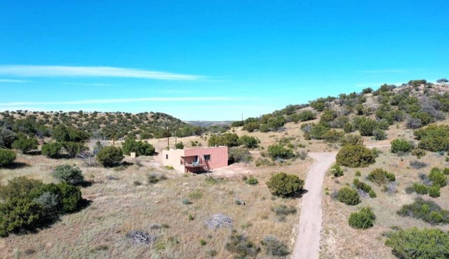 Casa del Norte - Secluded Home in Del Norte Mtns