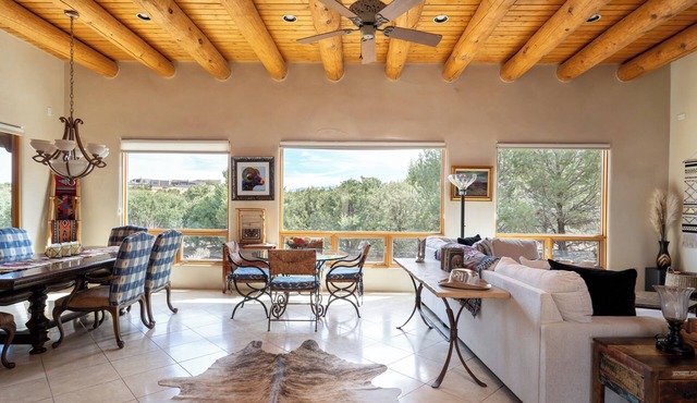 Casa Del Oso - Mountain Views & Hot Tub