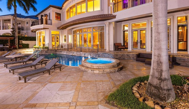 Casa del Toro Mansion