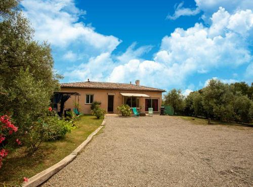 Casa-des Lavandes villa pittoresque à Montmeyan